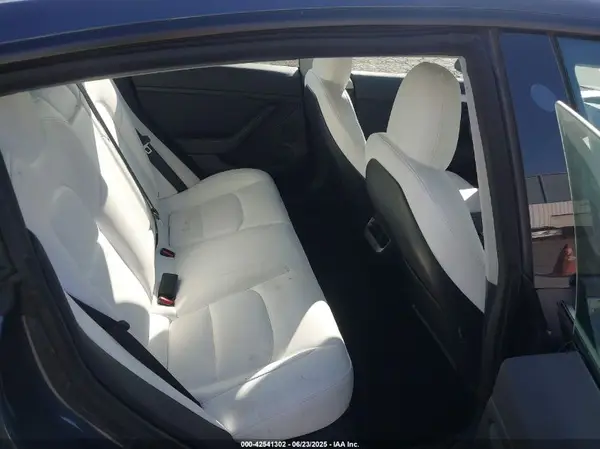 5YJ3E1EA3PF463915 2023 TESLA MODEL 3 - Image 8