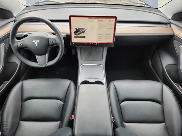 5YJ3E1EA3PF464384 2023 TESLA MODEL 3 - Image 8