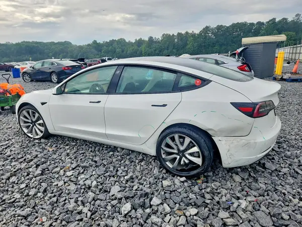 5YJ3E1EA3PF466667 2023 TESLA MODEL 3 - Image 2