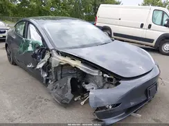 5YJ3E1EA3PF473876 2023 TESLA MODEL 3