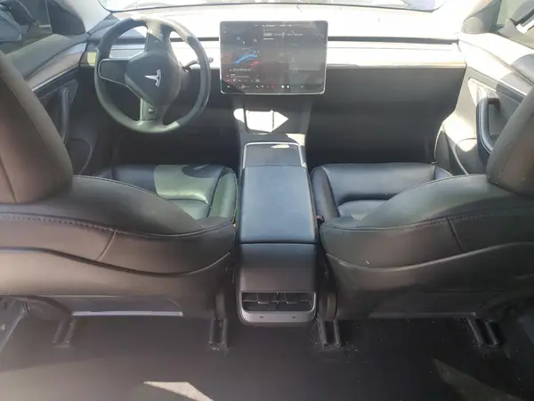 5YJ3E1EA3PF473943 2023 TESLA MODEL 3 - Image 8