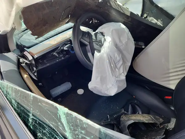 5YJ3E1EA3PF474249 2023 TESLA MODEL 3 - Image 8