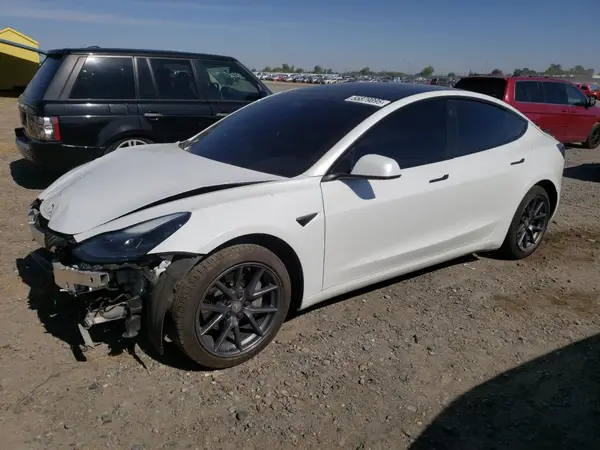 5YJ3E1EA3PF475515 2023 TESLA MODEL 3 - Image 1