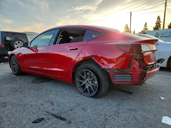 5YJ3E1EA3PF478964 2023 TESLA MODEL 3 - Image 2