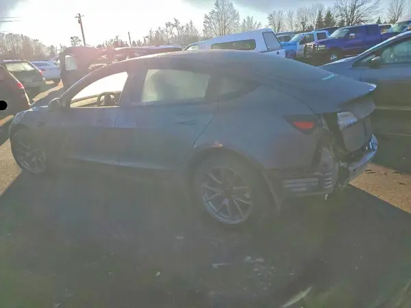 5YJ3E1EA3PF486238 2023 TESLA MODEL 3 - Image 2