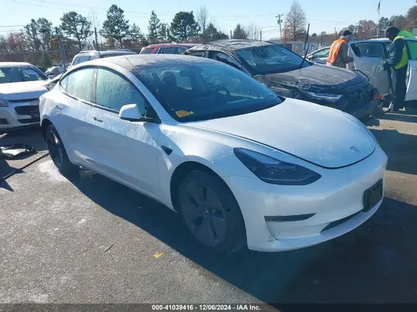 5YJ3E1EA3PF486823 2023 TESLA MODEL 3 - Image 1