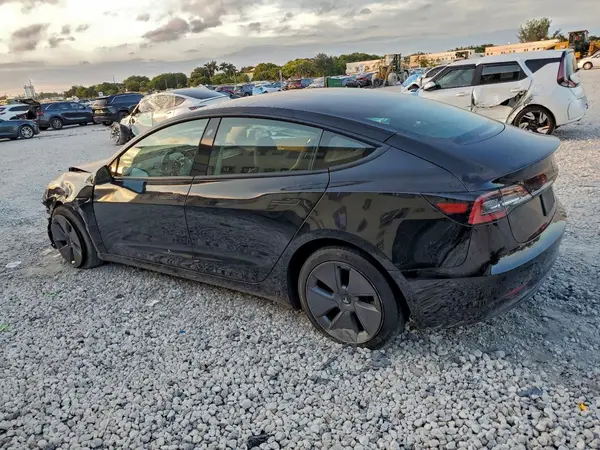 5YJ3E1EA3PF487499 2023 TESLA MODEL 3 - Image 2