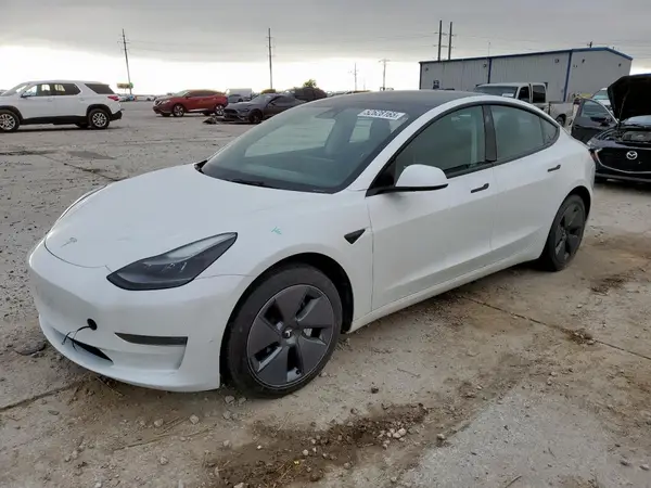 5YJ3E1EA3PF488040 2023 TESLA MODEL 3 - Image 1