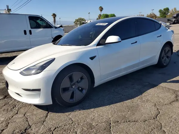 5YJ3E1EA3PF489284 2023 TESLA MODEL 3 - Image 1