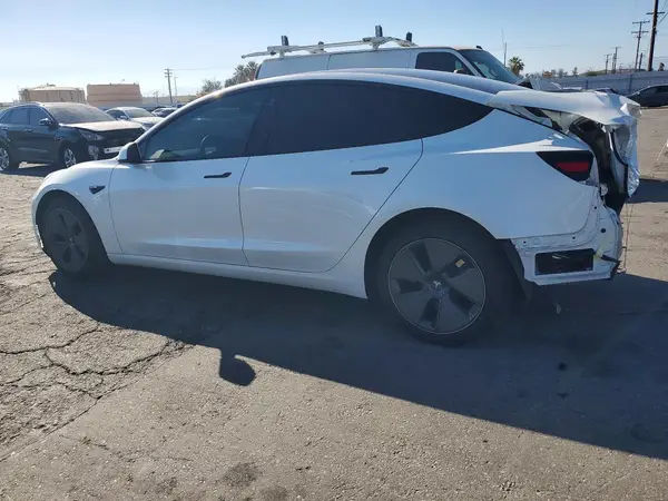 5YJ3E1EA3PF489284 2023 TESLA MODEL 3 - Image 2