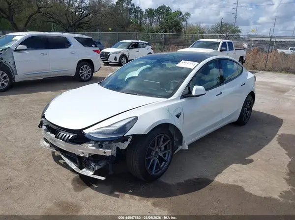5YJ3E1EA3PF490208 2023 TESLA MODEL 3 - Image 2