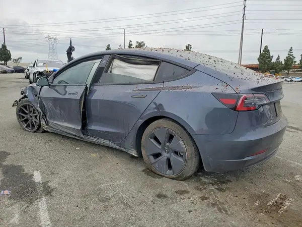 5YJ3E1EA3PF490368 2023 TESLA MODEL 3 - Image 2