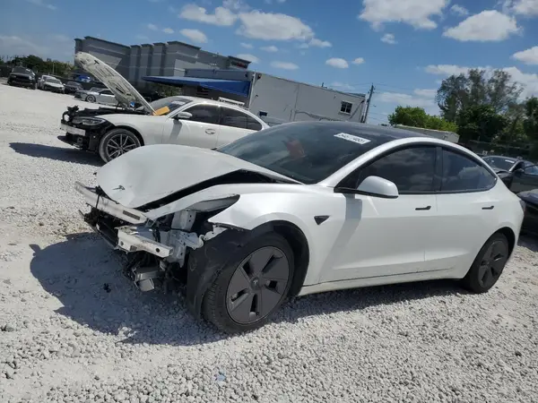 5YJ3E1EA3PF495778 2023 TESLA MODEL 3 - Image 1