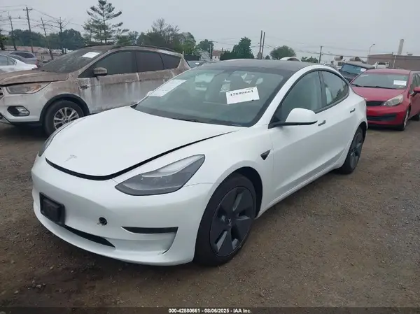 5YJ3E1EA3PF501238 2023 TESLA MODEL 3 - Image 2