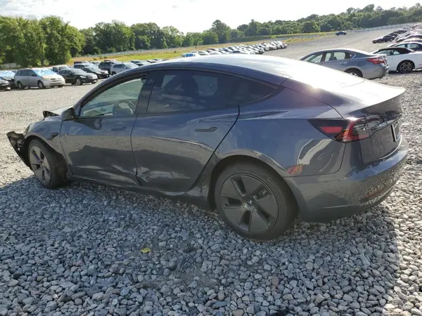 5YJ3E1EA3PF502437 2023 TESLA MODEL 3 - Image 2