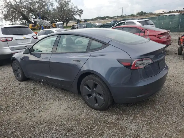 5YJ3E1EA3PF504320 2023 TESLA MODEL 3 - Image 2