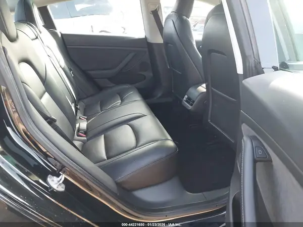 5YJ3E1EA3PF507038 2023 TESLA MODEL 3 - Image 8