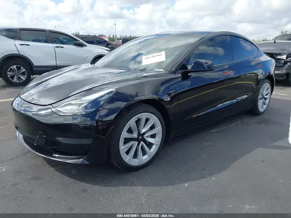 5YJ3E1EA3PF507413 2023 TESLA MODEL 3 - Image 2