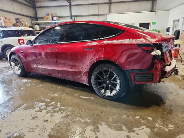 5YJ3E1EA3PF507878 2023 TESLA MODEL 3 - Image 2