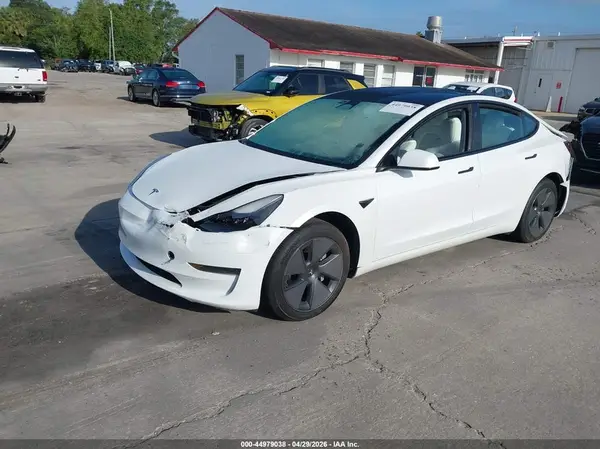5YJ3E1EA3PF517133 2023 TESLA MODEL 3 - Image 2