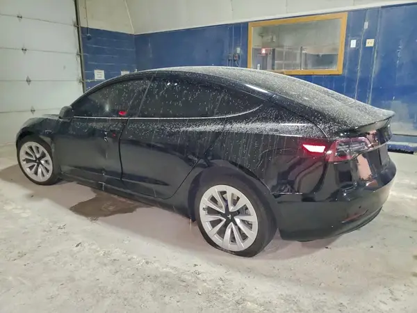 5YJ3E1EA3PF517228 2023 TESLA MODEL 3 - Image 2