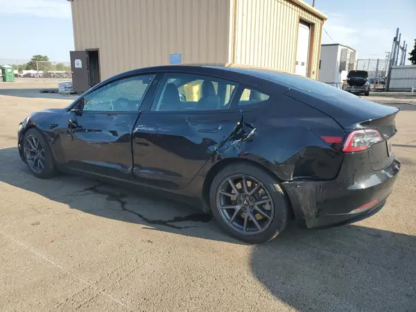 5YJ3E1EA3PF518802 2023 TESLA MODEL 3 - Image 2