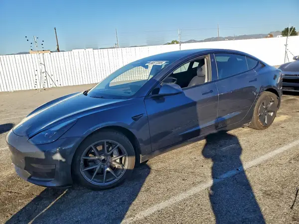 5YJ3E1EA3PF519416 2023 TESLA MODEL 3 - Image 1