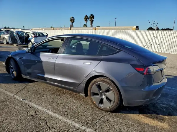 5YJ3E1EA3PF519416 2023 TESLA MODEL 3 - Image 2