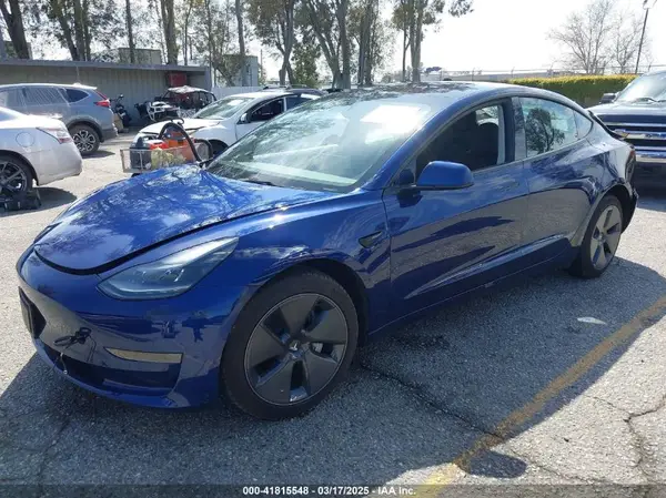 5YJ3E1EA3PF541271 2023 TESLA MODEL 3 - Image 2
