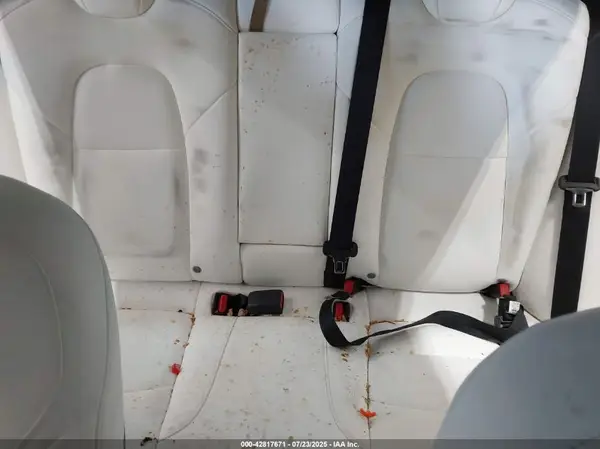5YJ3E1EA3PF541299 2023 TESLA MODEL 3 - Image 8