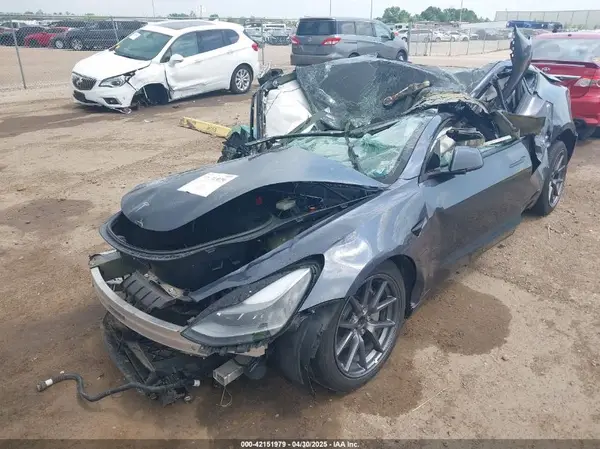 5YJ3E1EA3PF541836 2023 TESLA MODEL 3 - Image 2