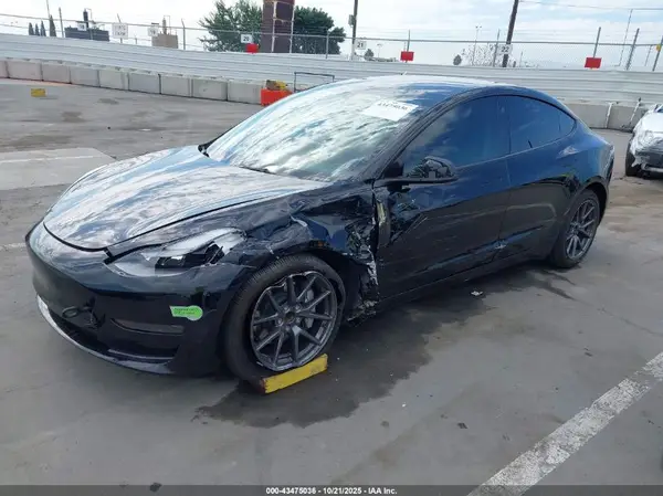 5YJ3E1EA3PF542338 2023 TESLA MODEL 3 - Image 2