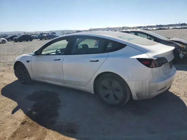 5YJ3E1EA3PF544977 2023 TESLA MODEL 3 - Image 2