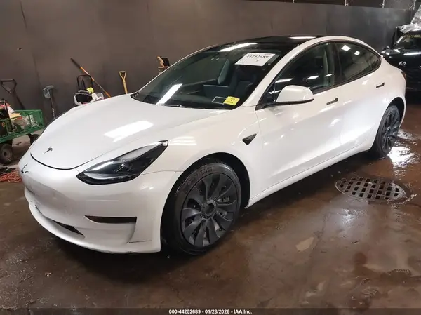 5YJ3E1EA3PF548866 2023 TESLA MODEL 3 - Image 2