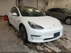 5YJ3E1EA3PF557471 2023 TESLA MODEL 3