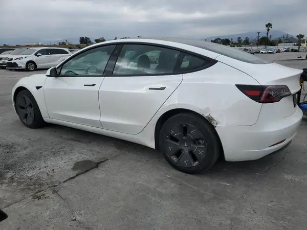 5YJ3E1EA3PF557941 2023 TESLA MODEL 3 - Image 2
