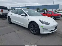 5YJ3E1EA3PF560130 2023 TESLA MODEL 3