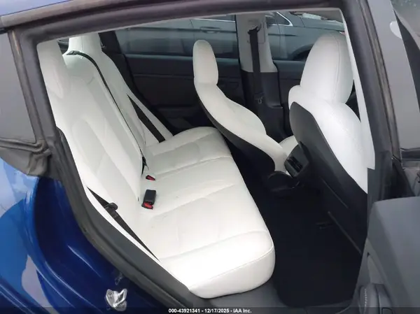5YJ3E1EA3PF561701 2023 TESLA MODEL 3 - Image 8