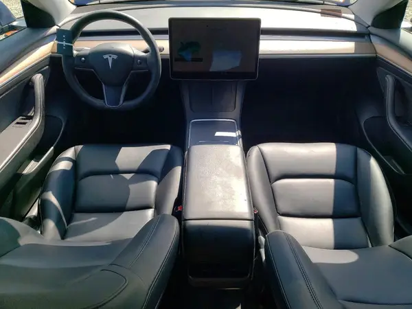5YJ3E1EA3PF561956 2023 TESLA MODEL 3 - Image 8