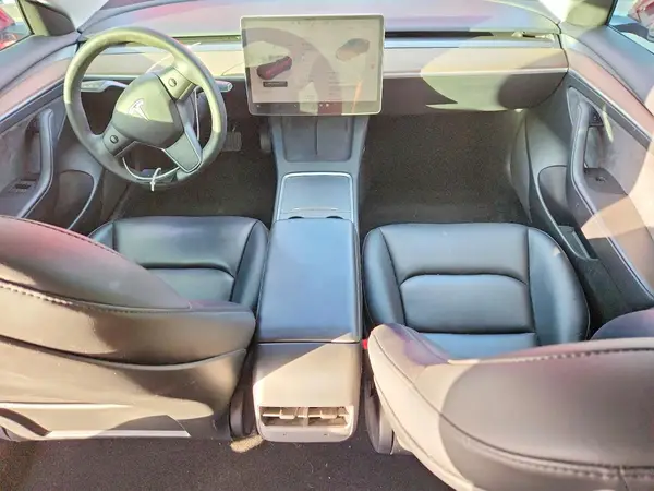 5YJ3E1EA3PF563917 2023 TESLA MODEL 3 - Image 8