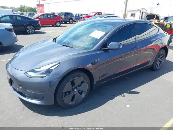 5YJ3E1EA3PF566588 2023 TESLA MODEL 3 - Image 2