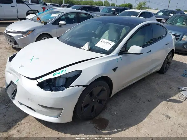 5YJ3E1EA3PF569815 2023 TESLA MODEL 3 - Image 2