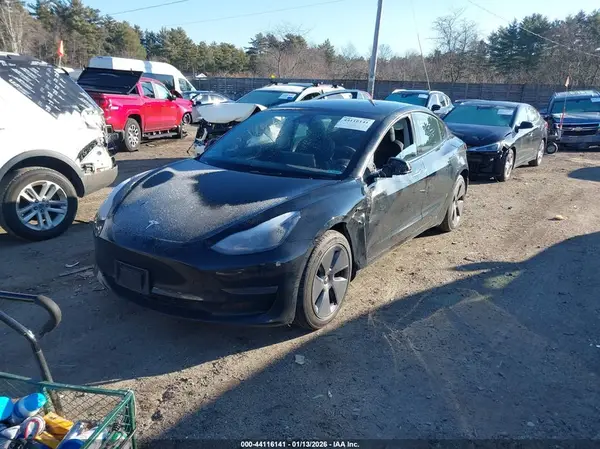 5YJ3E1EA3PF570530 2023 TESLA MODEL 3 - Image 2