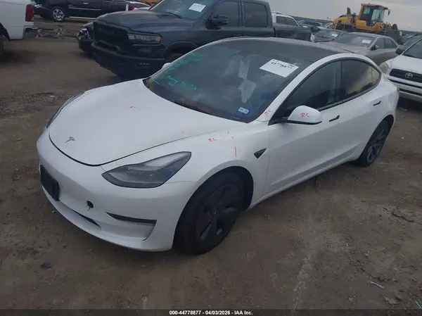 5YJ3E1EA3PF570835 2023 TESLA MODEL 3 - Image 2