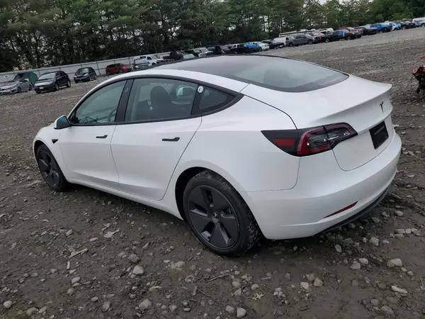 5YJ3E1EA3PF574626 2023 TESLA MODEL 3 - Image 2