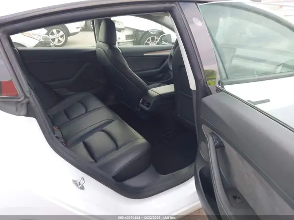 5YJ3E1EA3PF577591 2023 TESLA MODEL 3 - Image 8