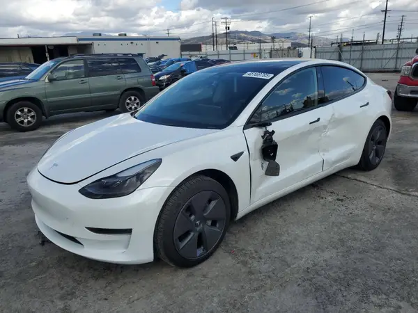 5YJ3E1EA3PF579681 2023 TESLA MODEL 3 - Image 1
