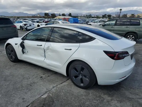 5YJ3E1EA3PF579681 2023 TESLA MODEL 3 - Image 2