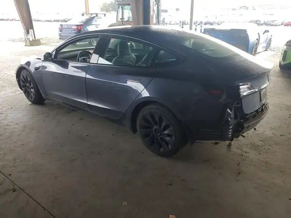 5YJ3E1EA3PF581477 2023 TESLA MODEL 3 - Image 2