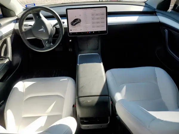 5YJ3E1EA3PF583925 2023 TESLA MODEL 3 - Image 8